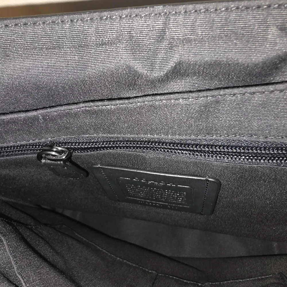 Coach Black Men's Messenger Bag - Picture 7 of 7
